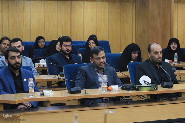 رونمایی از چند طرح فرهنگی در دانشگاه شیراز