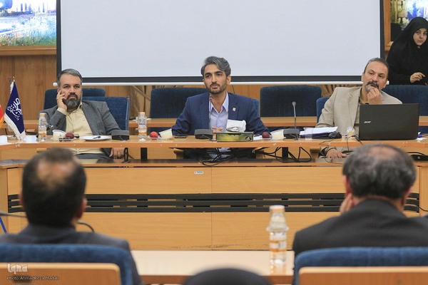 رونمایی از چند طرح فرهنگی در دانشگاه شیراز