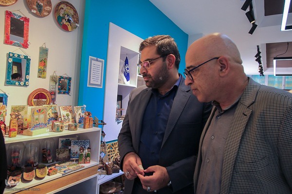 رونمایی از چند طرح فرهنگی در دانشگاه شیراز