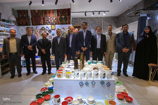 رونمایی از چند طرح فرهنگی در دانشگاه شیراز