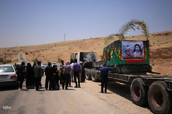 جابه‌جایی مزار شهید جواد رضایی در کازرون