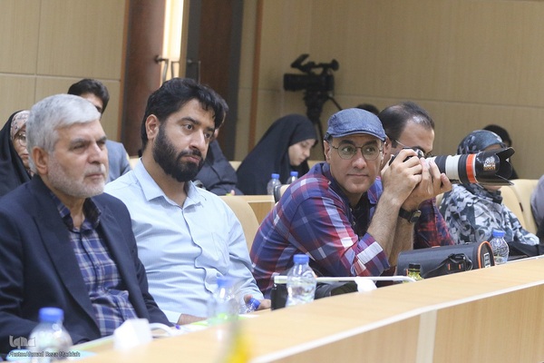 نشست صمیمی آیت الله دژکام با خبرنگاران و اصحاب رسانه استان فارس‎