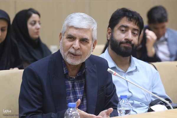 نشست صمیمی آیت الله دژکام با خبرنگاران و اصحاب رسانه استان فارس‎