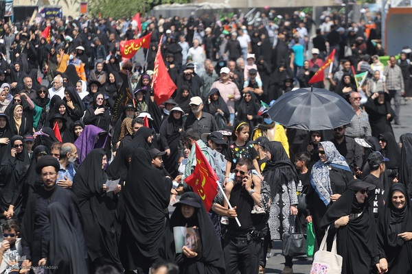 پیاده‌روی جاماندگان اربعین در شیراز