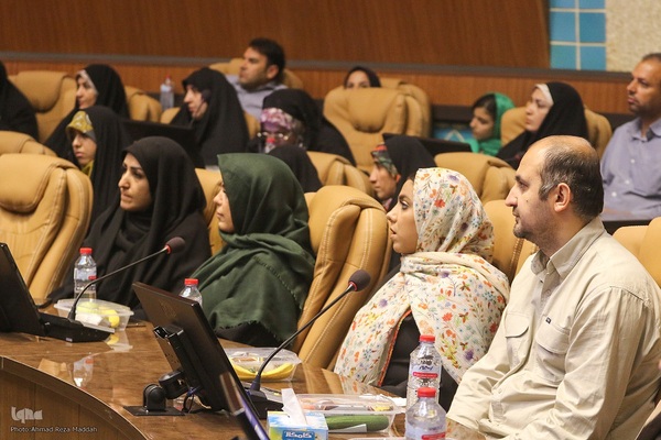 همایش تجلیل از کارآفرینان و گروه‌های جهادی شهر شیراز‎