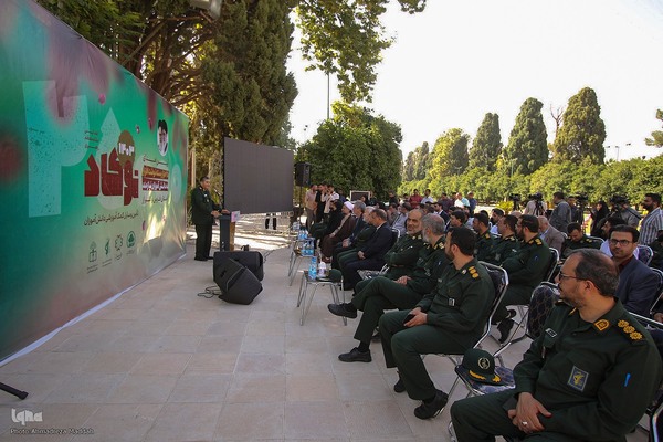 توزیع ۲۵ هزار بسته نوشت‌افزار ویژه دانش‌آموزان نیازمند در فارس