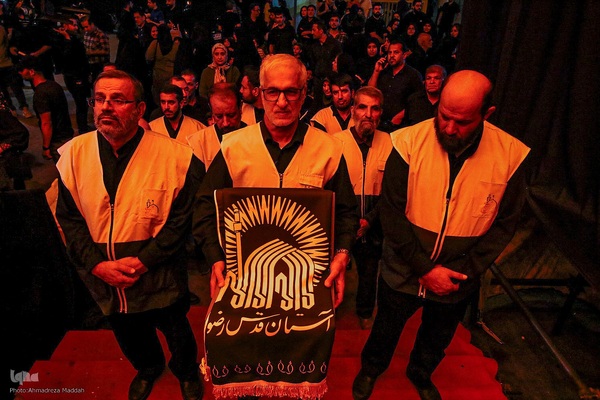 حضور خادمیاران آستان قدس رضوی در موکب سفینه النجات شیراز‎