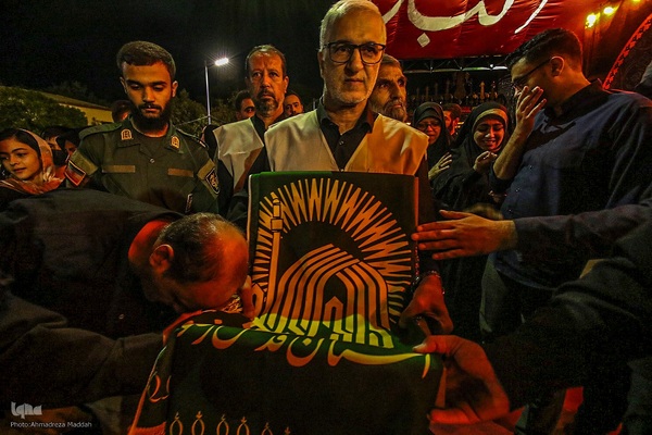 حضور خادمیاران آستان قدس رضوی در موکب سفینه النجات شیراز‎