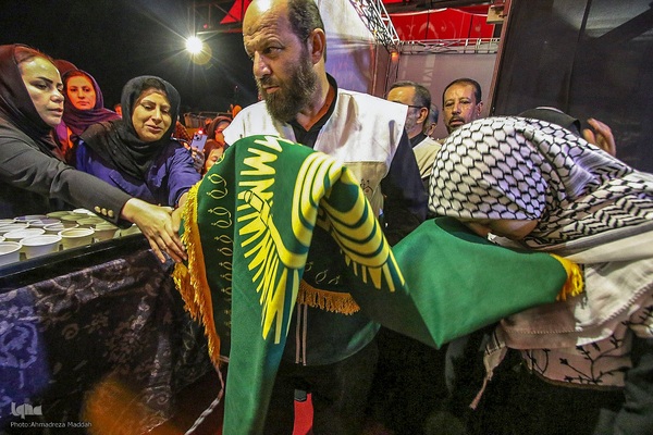 حضور خادمیاران آستان قدس رضوی در موکب سفینه النجات شیراز‎