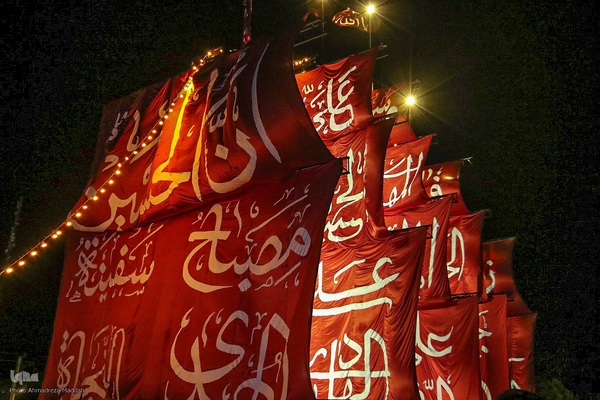 حضور خادمیاران آستان قدس رضوی در موکب سفینه النجات شیراز‎