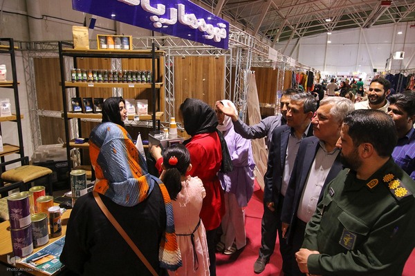 مراسم افتتاحیه نمایشگاه اقتصاد مقاومتی در شیراز
