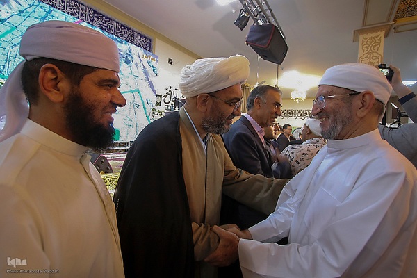 جشن آغاز هفته وحدت در شیراز‎