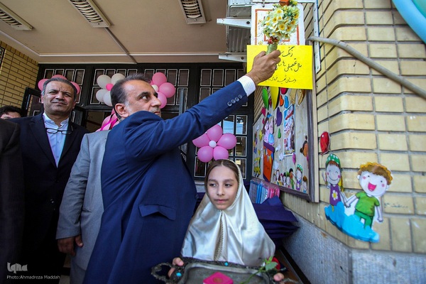 آیین استانی جشن شکوفه‌ها «ویژه دانش آموزان کلاس اولی»‎