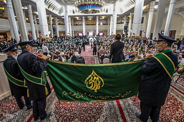 تجلیل از ۴۷۰ حافظ قرآن همراه با گرامیداشت شهدای قرآنی فارس