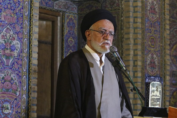 همایش تجلیل از یاوران وقف در شیراز