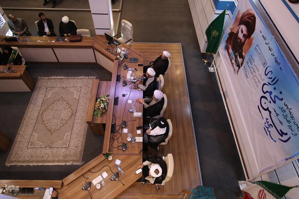 آیین رونمایی از نرم افزار آثار علامه مجاهد آیت الله العظمی سیدعبدالحسین نجفی لاری