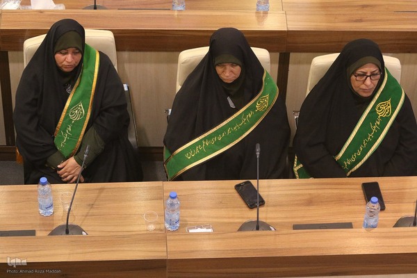 آیین رونمایی از نرم افزار آثار علامه مجاهد آیت الله العظمی سیدعبدالحسین نجفی لاری