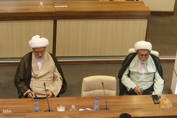 آیین رونمایی از نرم افزار آثار علامه مجاهد آیت الله العظمی سیدعبدالحسین نجفی لاری