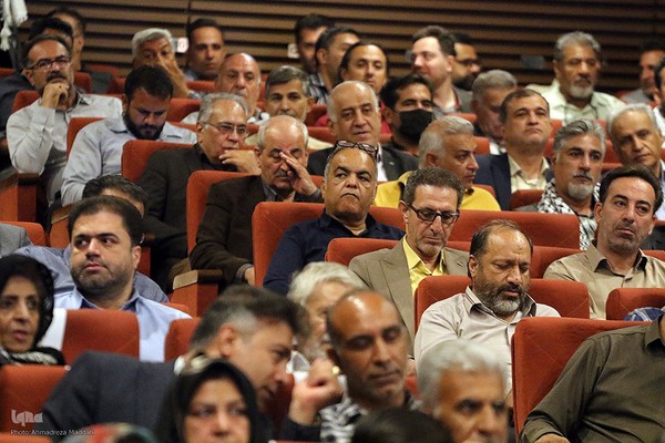 یادواره ۶۰۰ شهید اصناف فارس‎