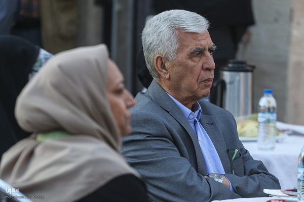 آیین رونمایی از ۴۰ عنوان مترو کتاب شیراز