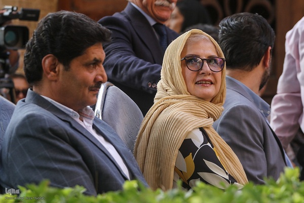 آیین رونمایی از آلبوم « خلوت نشین »