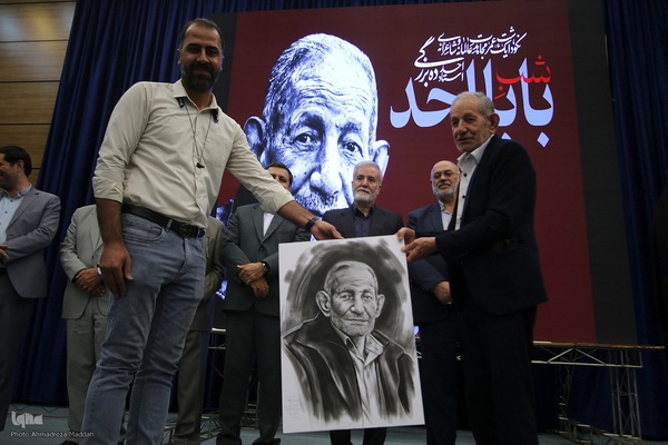 شب بابا احد‎