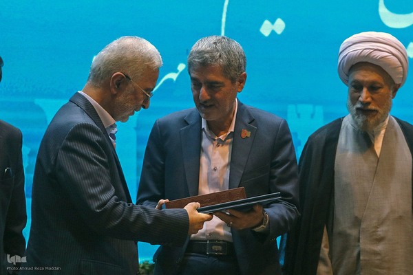 آیین تکریم و معارفه استاندار سابق و جدید فارس