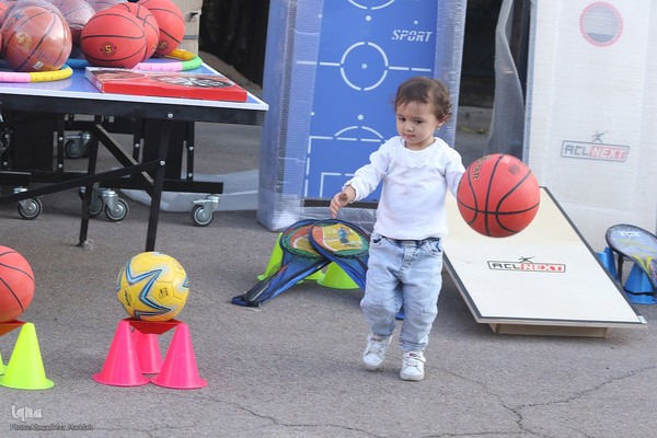 ارسال تجهیزات به مدارس عشایری استان فارس‎