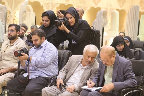 نشست خبری دبیر کل کنگره شهدای استان فارس