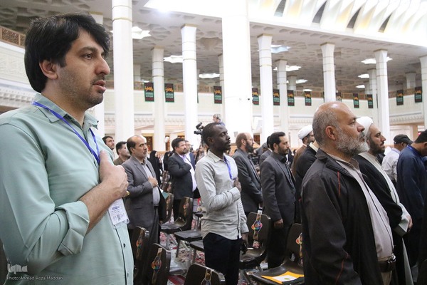 همایش بین المللی اندیشه های قرآنی حضرت آیت الله خامنه ای در حرم شاهچراغ(ع)