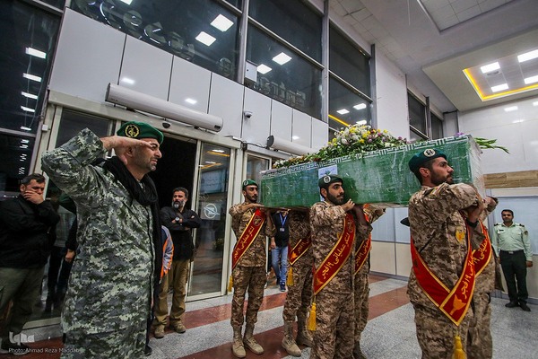 استقبال از پیکر شهید پروین نژاد از شهدای امنیت در شیراز
