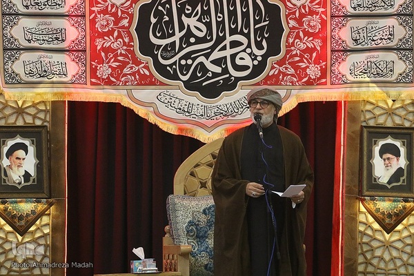 آغاز سوگواری دهه اول فاطمیه در حرم شاهچراغ(ع)