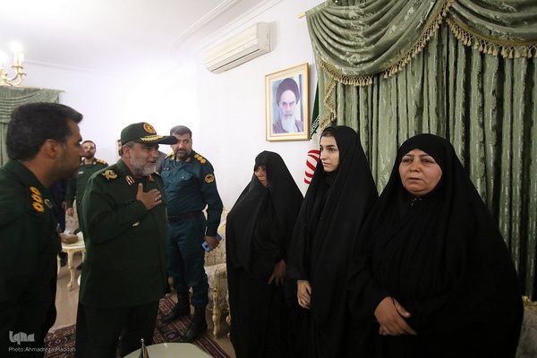 مراسم استقبال از پیکر مطهر ۳ پاسدار شهید تیپ ۳۳ المهدی(عج) در شیراز