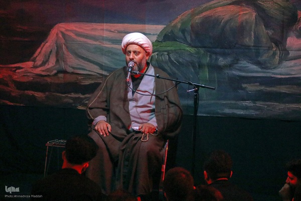 عزاداری شب دوم دهه اول فاطمیه درحسینیه بیت الاحزان شیراز‎