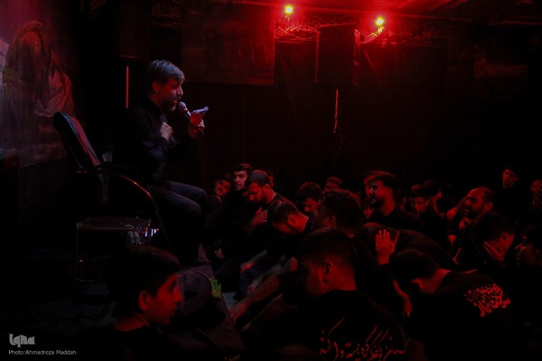 عزاداری شب دوم دهه اول فاطمیه درحسینیه بیت الاحزان شیراز‎