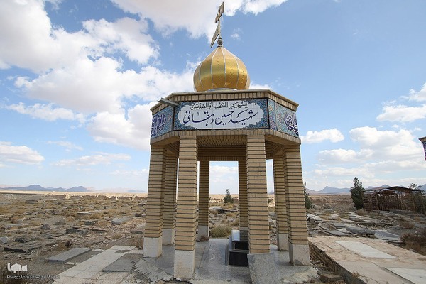 گلزار شهدای ایزدخواست استان فارس