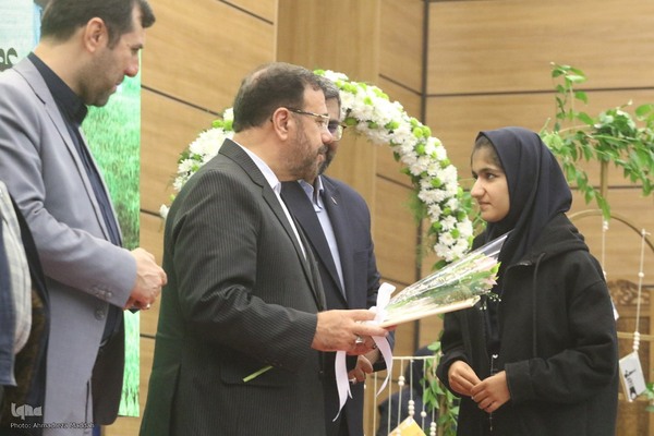 آیین گراميداشت مقام كتاب، كتابخوانی و كتابدار در استان فارس