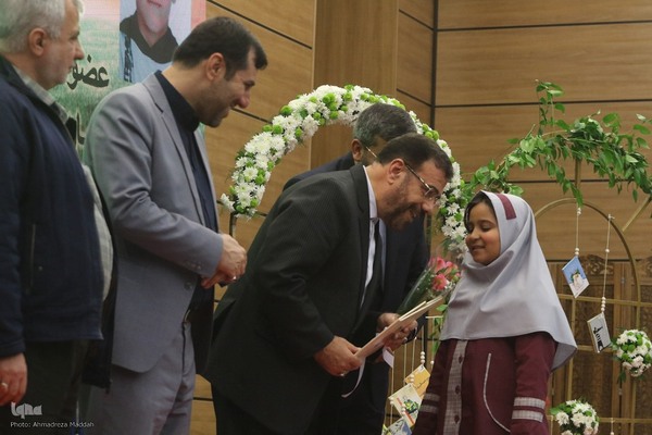 آیین گراميداشت مقام كتاب، كتابخوانی و كتابدار در استان فارس