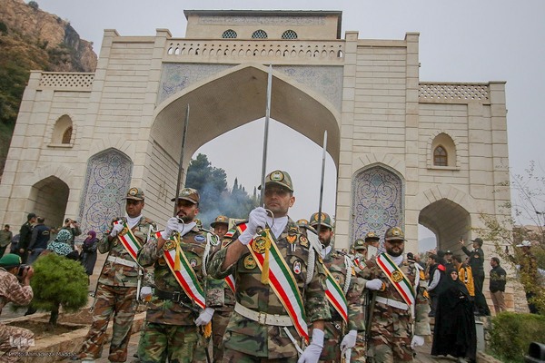 مراسم استقبال از ۱۲ شهید گمنام دوران دفاع مقدس در شیراز