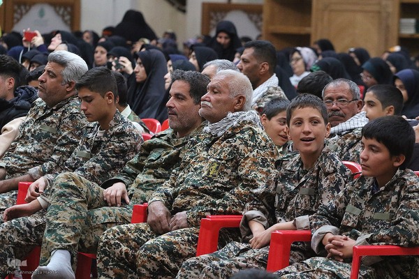 همایش اقتدار بسیجیان شیراز در حرم شاهچراغ (ع)