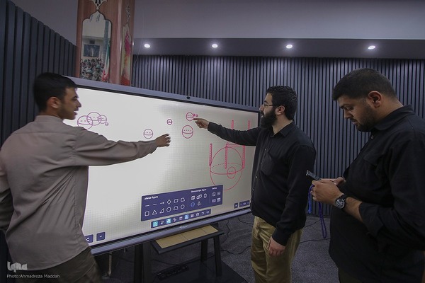 آیین رونمایی از ۲۷ سردیس شهدای شاخص دفاع مقدس فارس