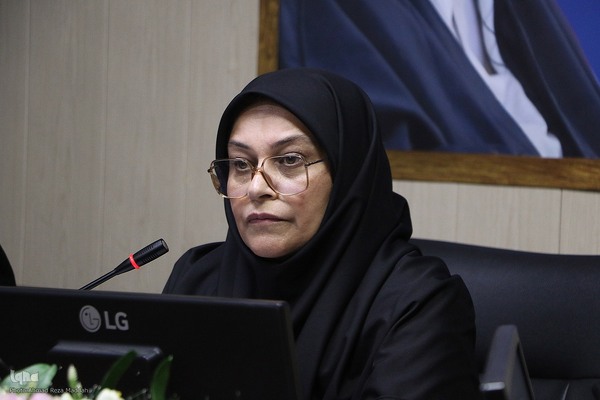 لیلا تاجگردون مدیر کل حفاظت محیط زیست فارس