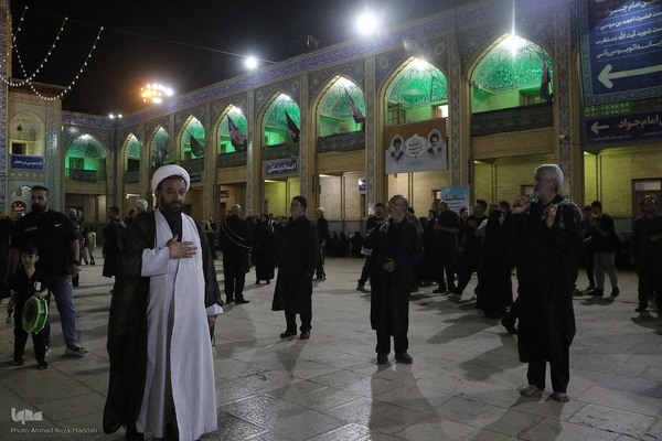 مراسم عزاداری حسینی هیات عاشقان ثارالله (ع) شیراز در شاهچراغ(ع)