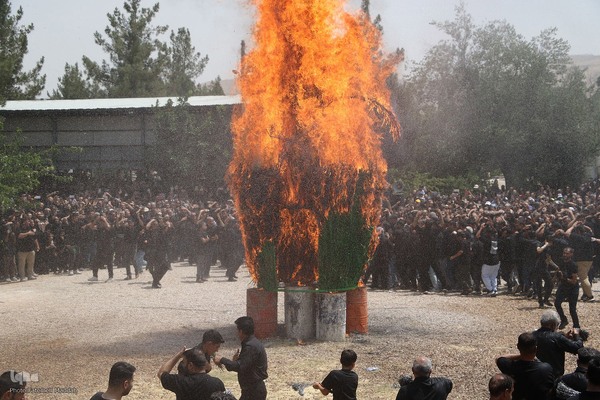 عکس| عزاداری روز عاشورا در شیراز