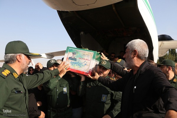 استقبال از پیکر سردار شهید غلامحسین غیب‌پرور در شیراز