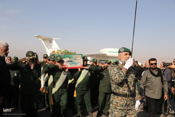 استقبال از پیکر سردار شهید غلامحسین غیب‌پرور در شیراز