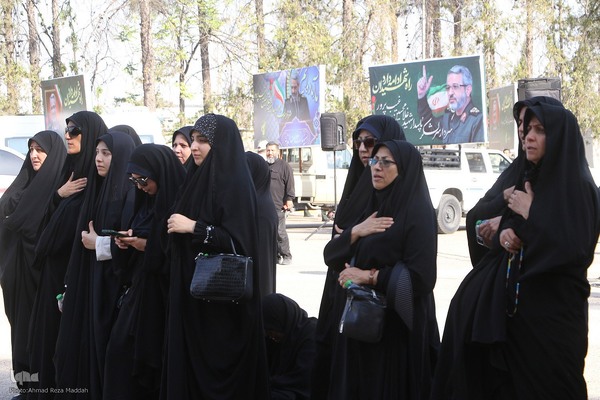 استقبال از پیکر سردار شهید غلامحسین غیب‌پرور در شیراز