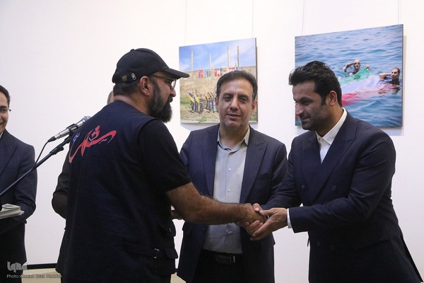 نمایشگاه گروهی عکس عکاسان خبری در شیراز