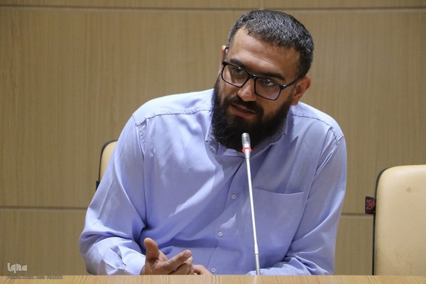 نشست صمیمی آیت الله دژکام با خبرنگاران و اصحاب رسانه