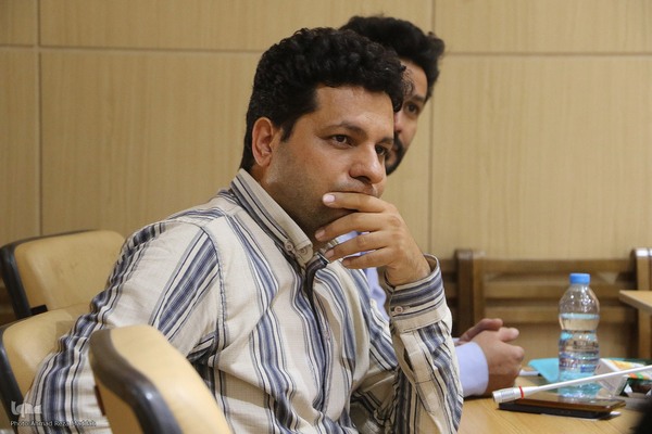 نشست صمیمی آیت الله دژکام با خبرنگاران و اصحاب رسانه